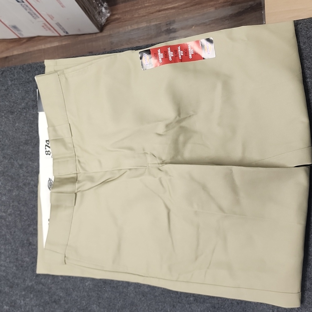 NWT Dickies Men's 874 Original Fit 33x32 (KVC133)